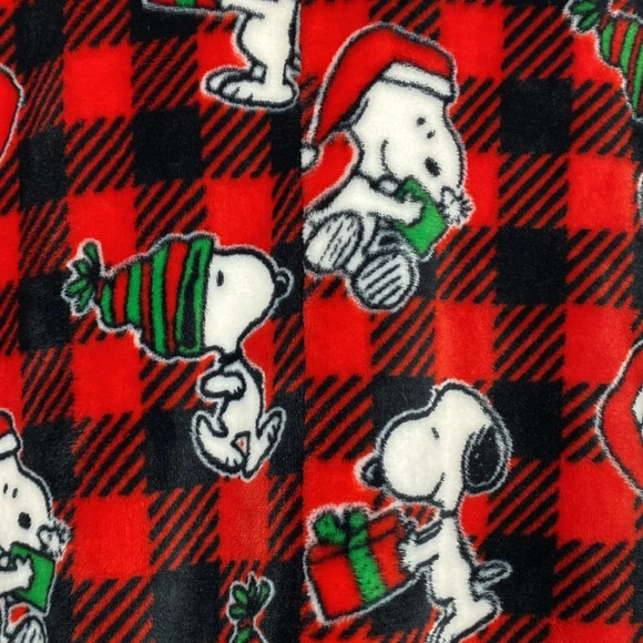 Munki Munki Peanuts Buffalo plaid Hooded Onesie Snoopy size Large pajamas - Picture 10 of 11